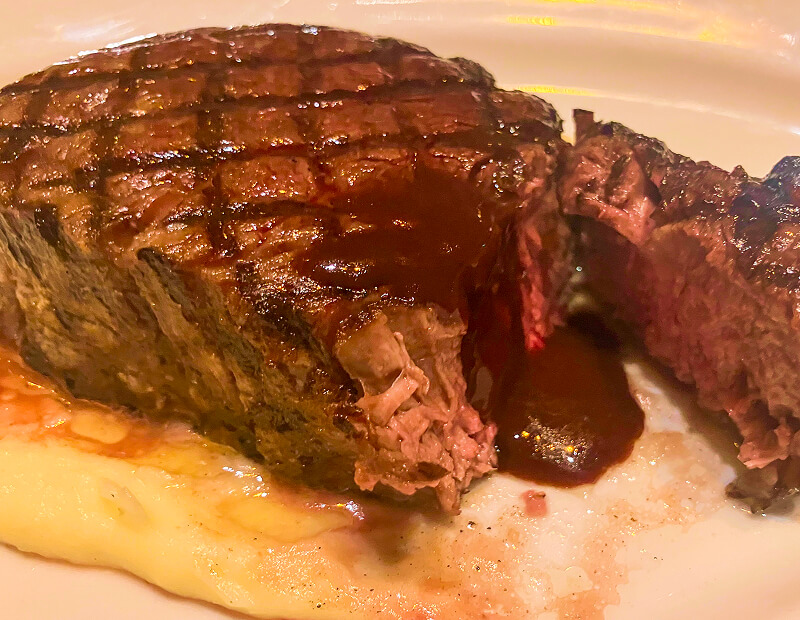 New American Grill KANADE TERRACE ステーキ